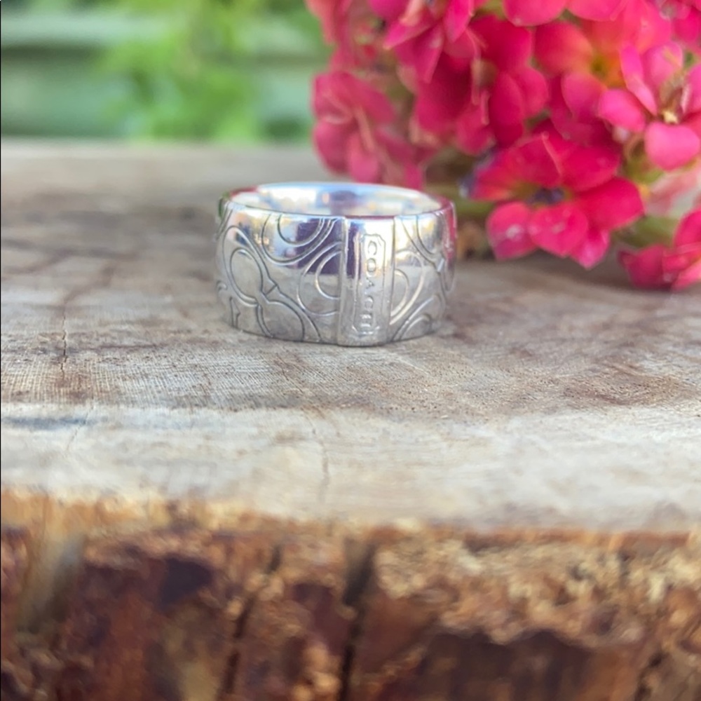 Coach Logo Wide Band Ring Sz 6 - Picture 1 of 9